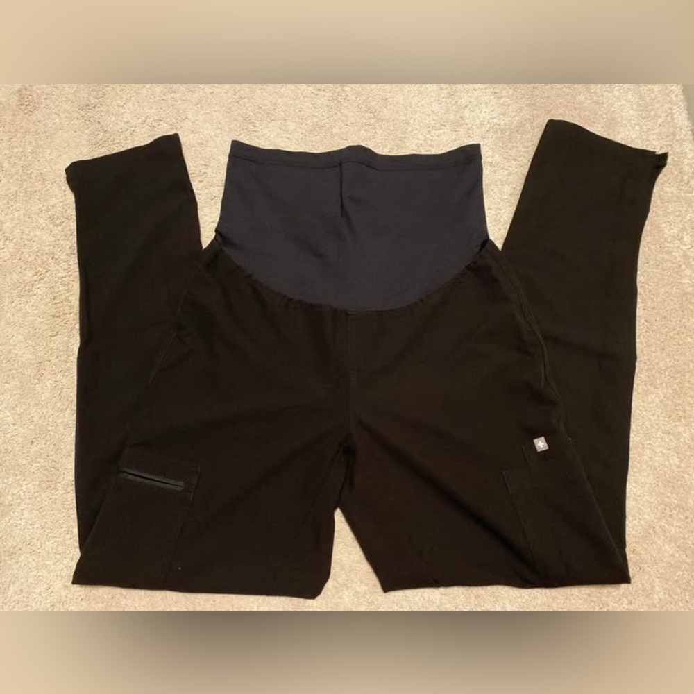 FIGS Maternity Black Small Yolas
